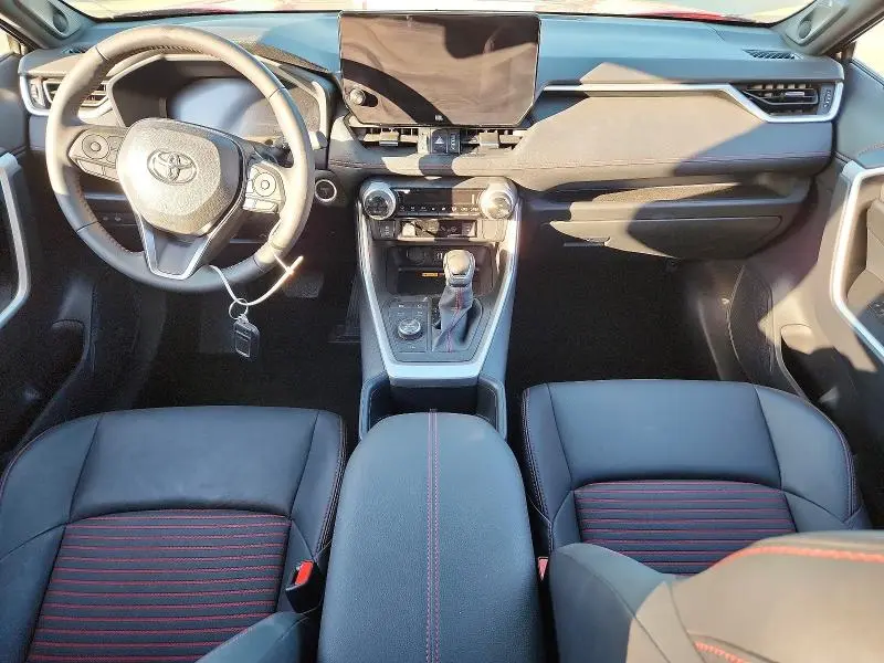 2025 TOYOTA RAV4 XSE  
