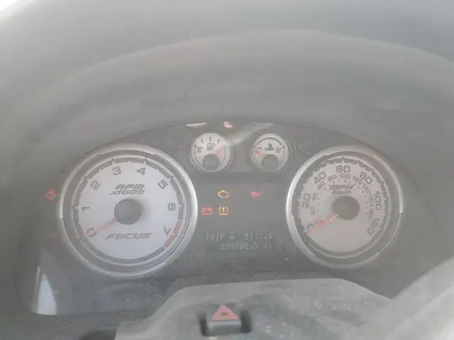 2010 FORD FOCUS SE  