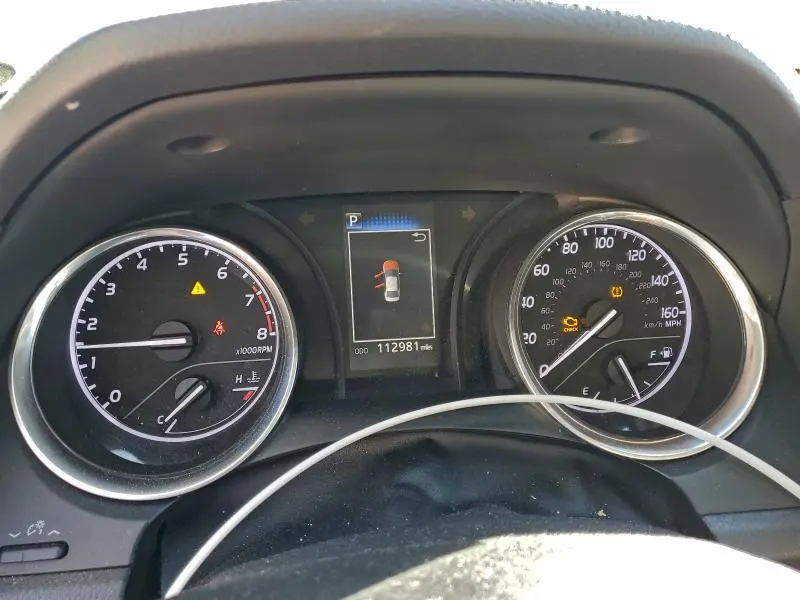 2020 TOYOTA CAMRY SE  