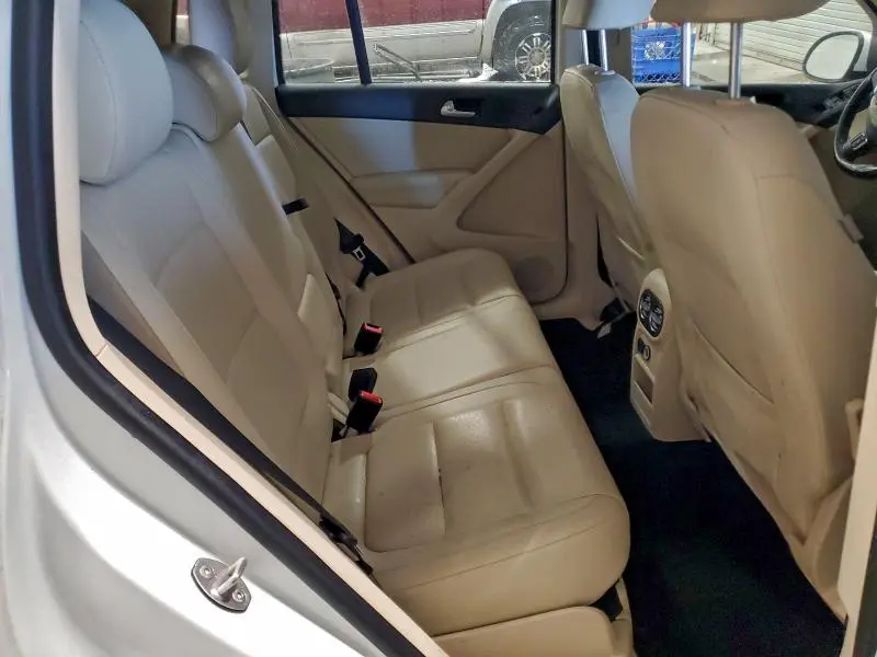 2017 VOLKSWAGEN TIGUAN S  