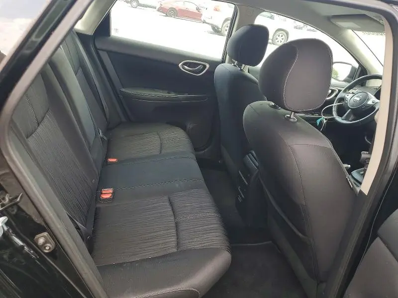 2018 NISSAN SENTRA SV  