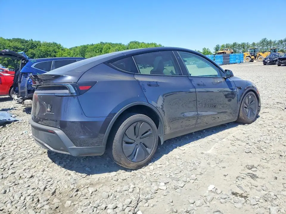 2026 TESLA MODEL Y   