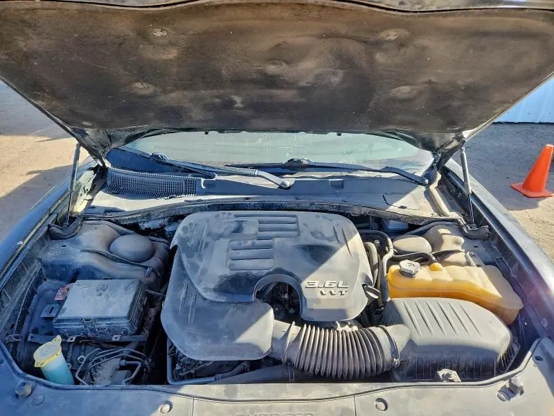 2018 DODGE CHARGER SXT PLUS  