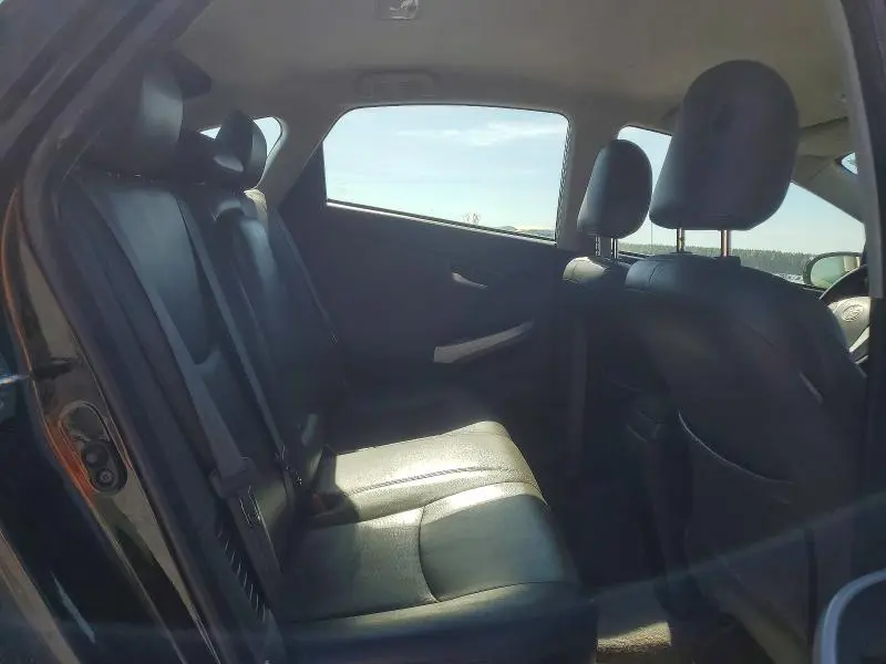 2014 TOYOTA PRIUS THREE  