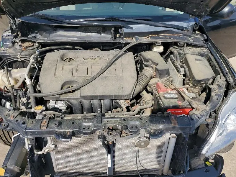 2013 TOYOTA COROLLA LE  