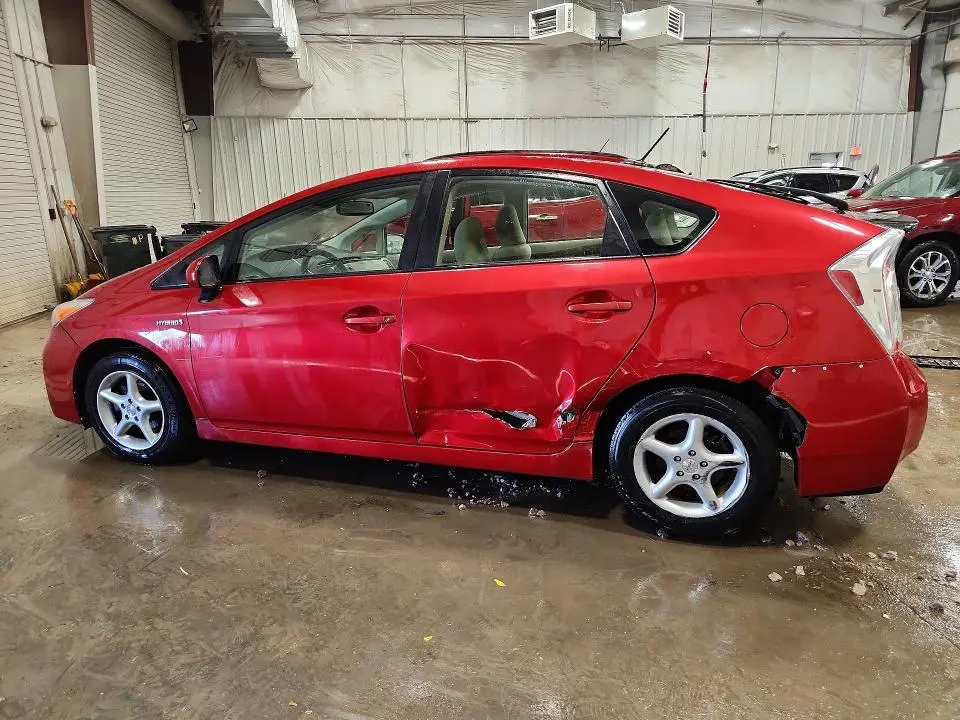 2012 TOYOTA PRIUS THREE  