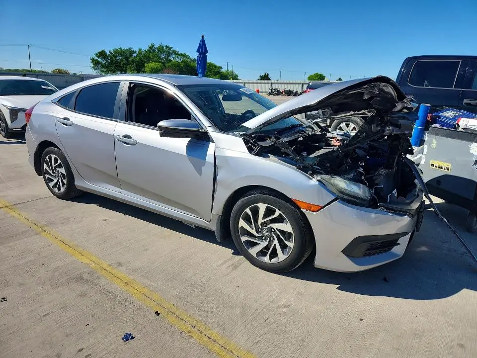 2018 HONDA CIVIC EX  