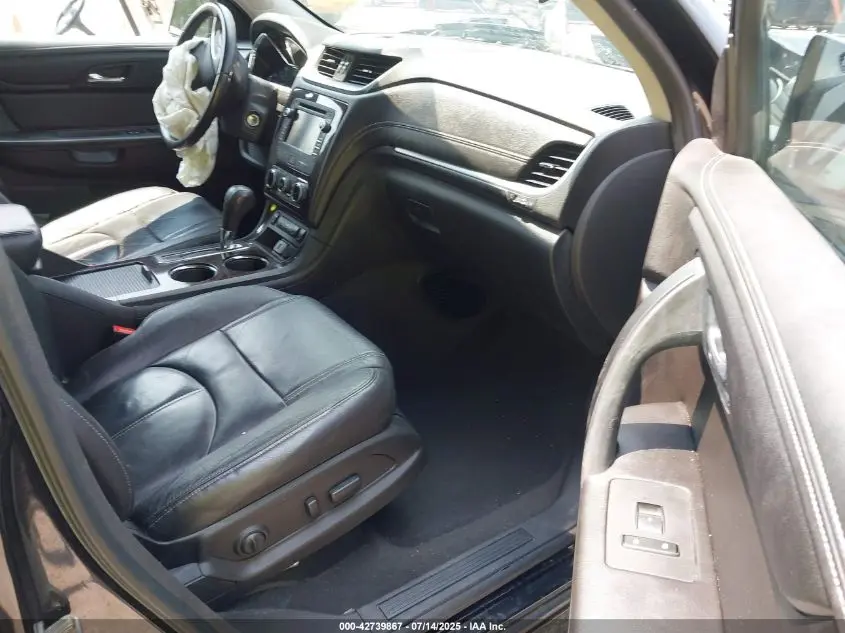 2016 CHEVROLET TRAVERSE 2LT