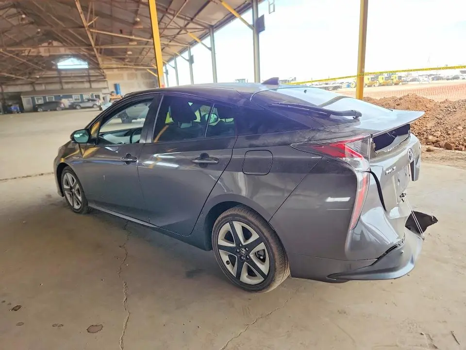 2016 TOYOTA PRIUS THREE TOURING  