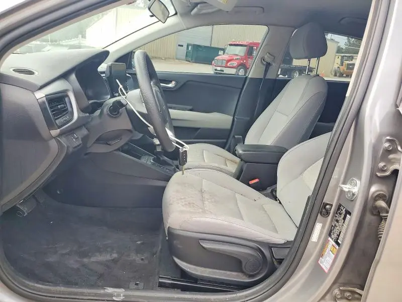 2022 KIA RIO S  