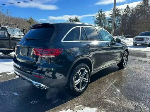 2021 MERCEDES-BENZ GLC 300  