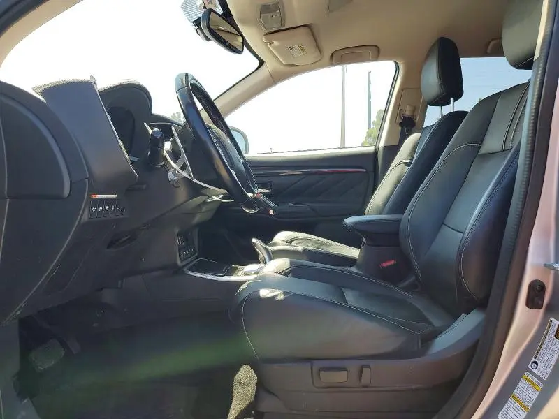 2018 MITSUBISHI OUTLANDER SE  