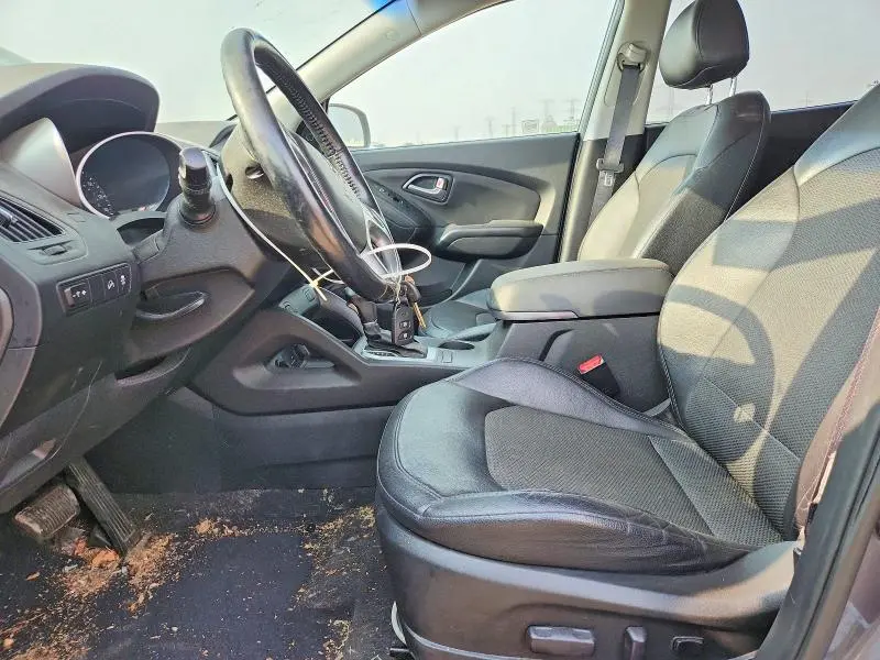 2014 HYUNDAI TUCSON SE  