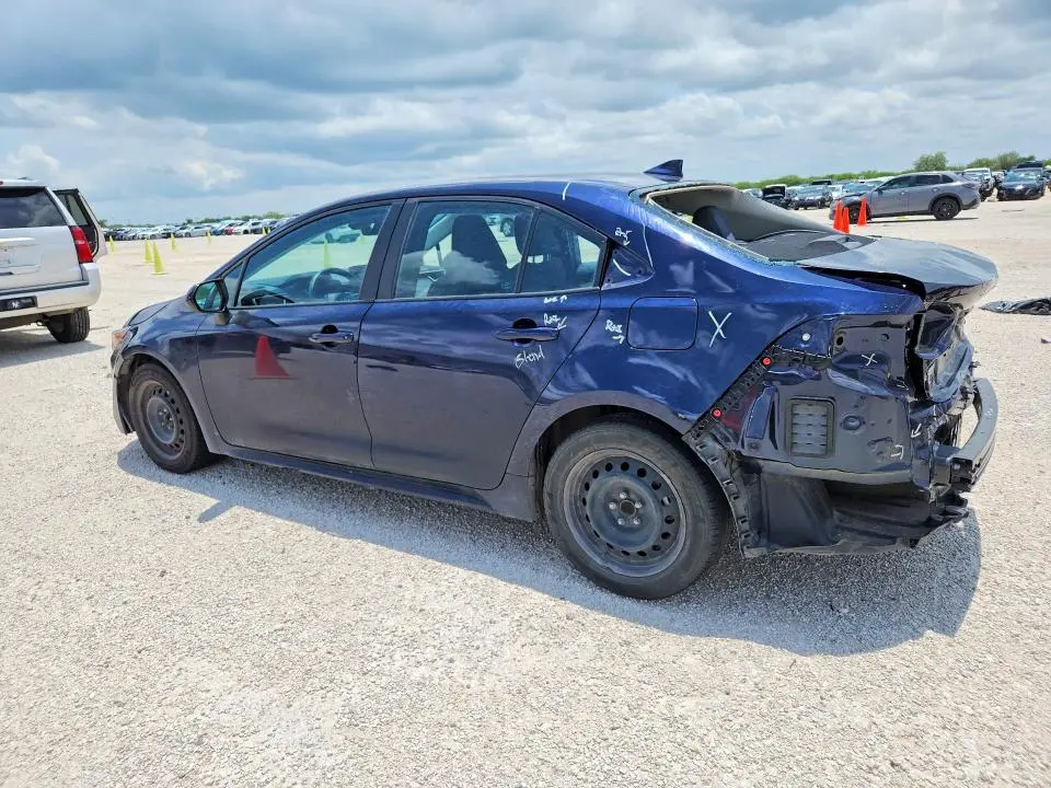 2022 TOYOTA COROLLA LE  