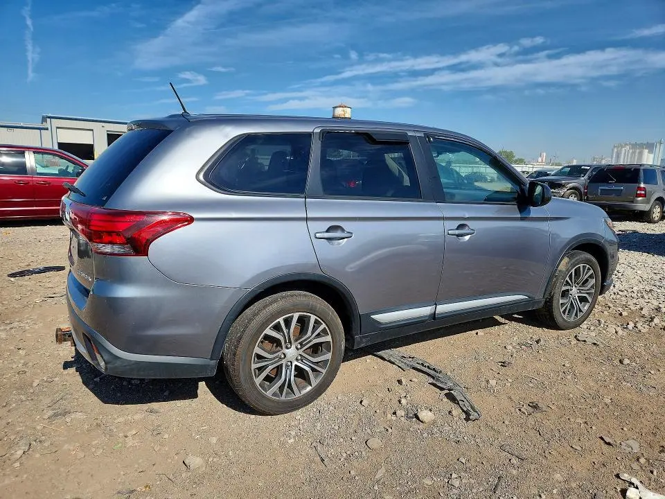 2016 MITSUBISHI OUTLANDER SE  