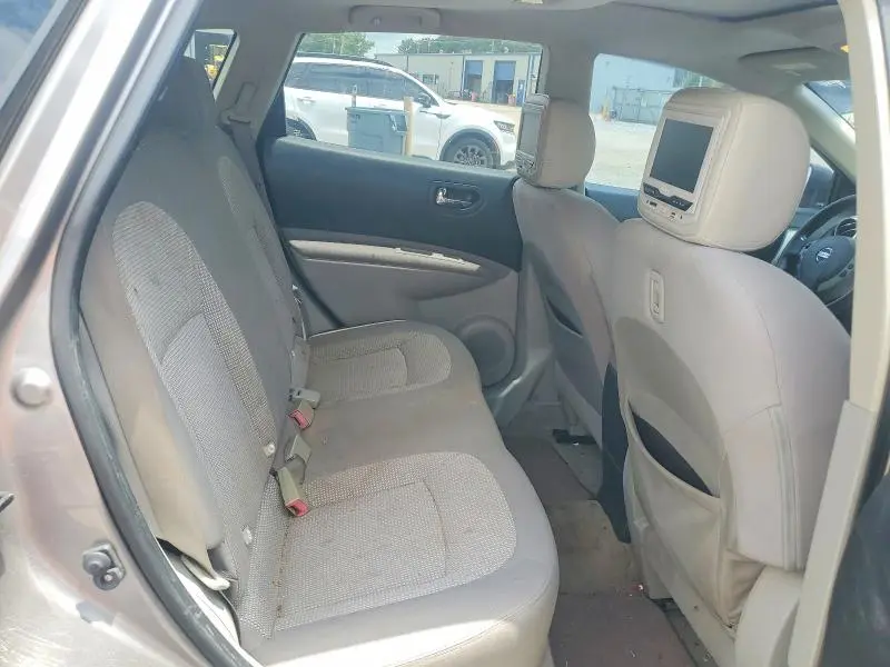 2011 NISSAN ROGUE S  