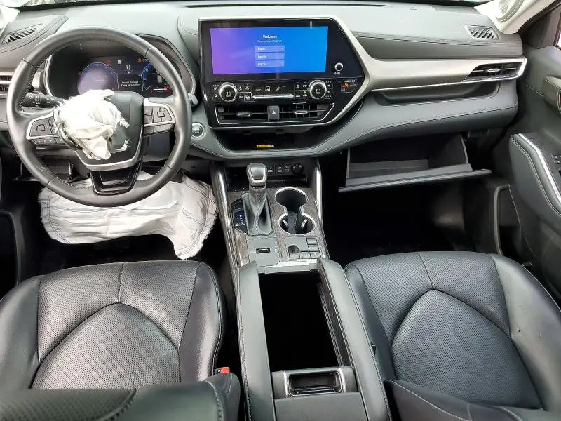2023 TOYOTA HIGHLANDER LIMITED  