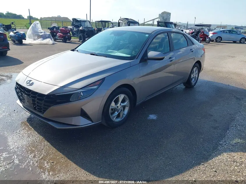 2023 HYUNDAI ELANTRA SE