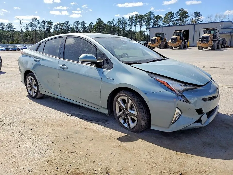 2016 TOYOTA PRIUS FOUR TOURING  