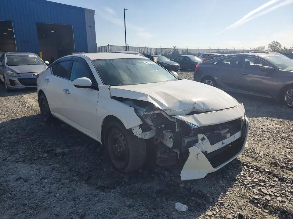 2021 NISSAN ALTIMA S  