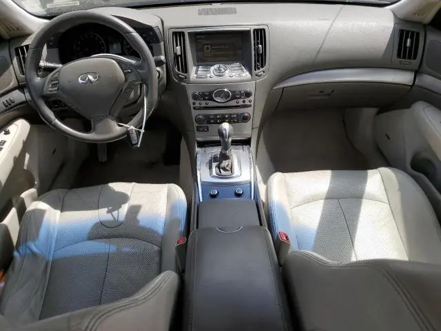 2010 INFINITI G37 BASE  