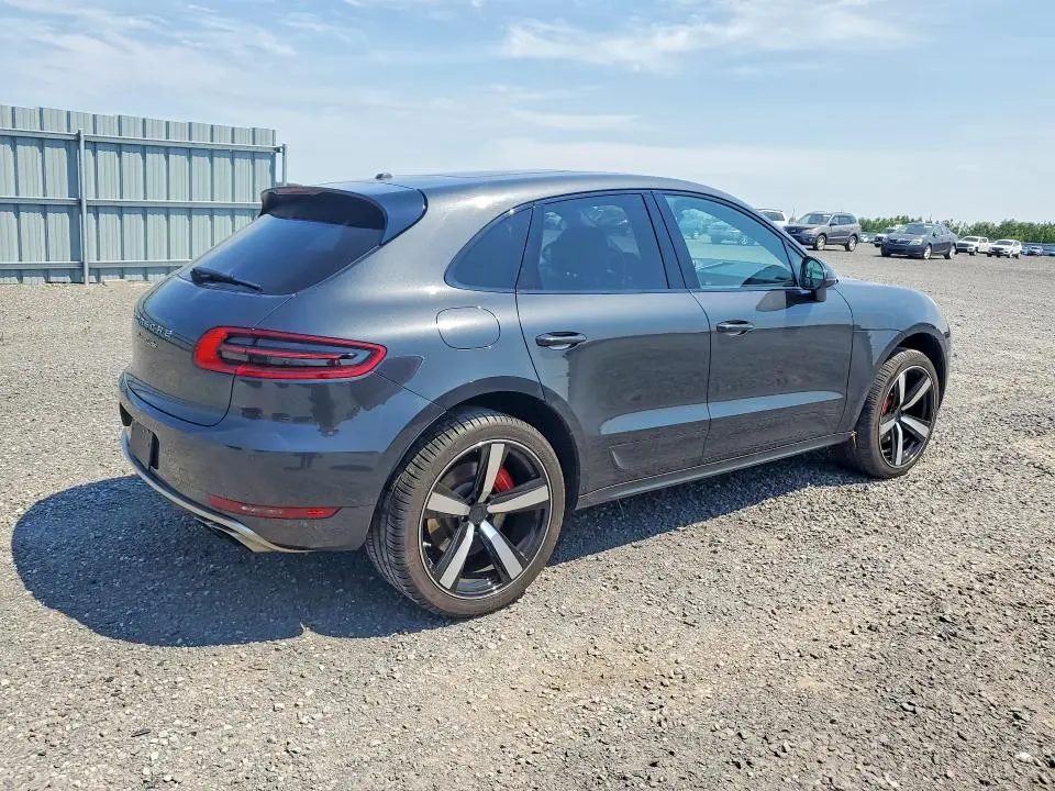 2017 PORSCHE MACAN TURBO  