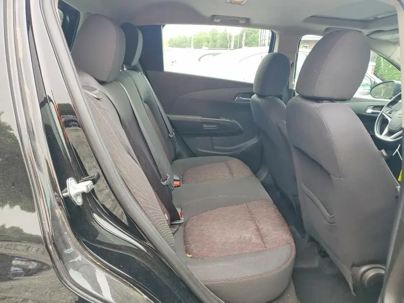 2017 CHEVROLET SONIC LT  