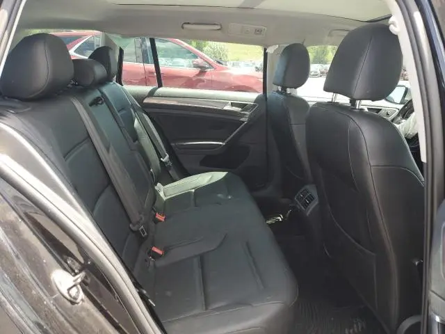 2017 VOLKSWAGEN GOLF ALLTRACK S  