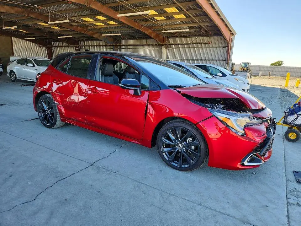 2025 TOYOTA COROLLA XSE  
