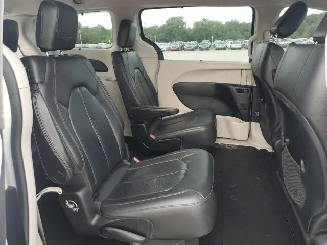 2019 CHRYSLER PACIFICA TOURING L  
