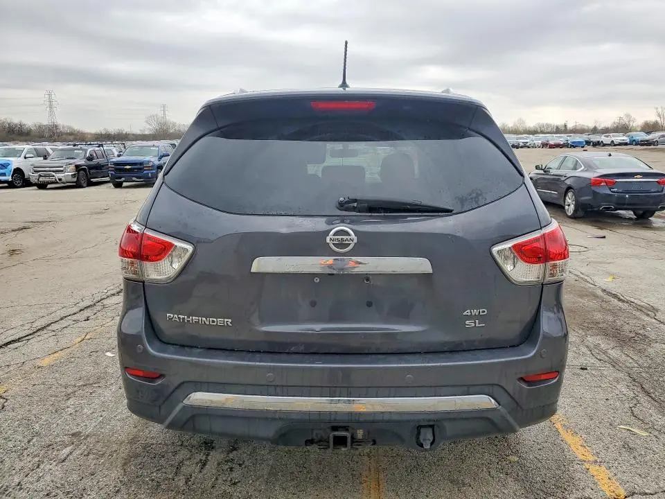 2014 NISSAN PATHFINDER SL  