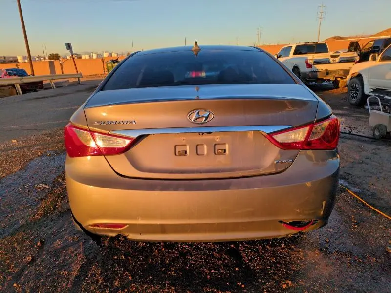 2011 HYUNDAI SONATA SE  