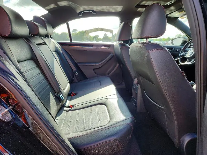 2018 VOLKSWAGEN JETTA GLI  