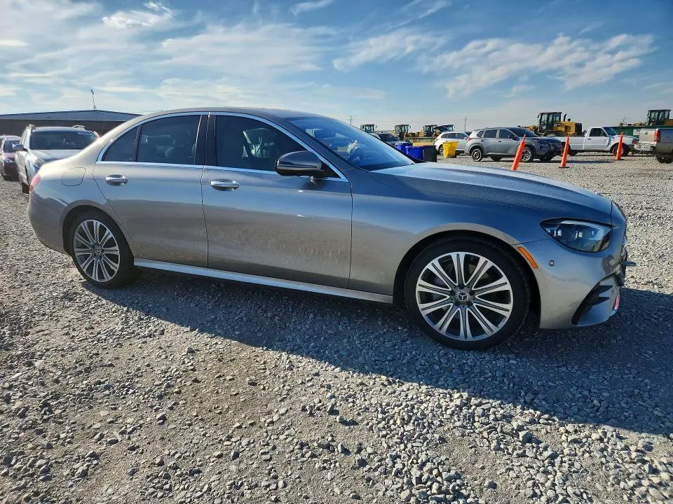 2023 MERCEDES-BENZ E 350  