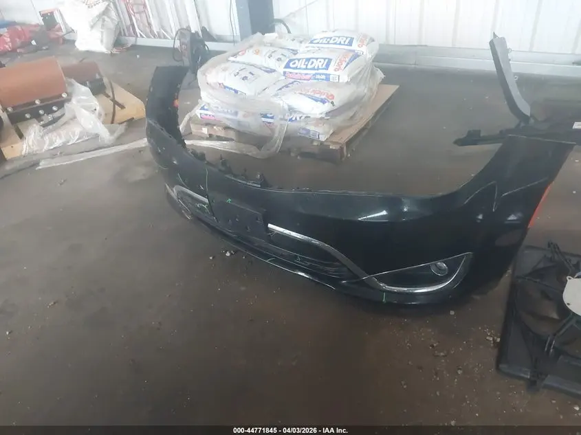 2018 CHRYSLER PACIFICA HYBRID LIMITED