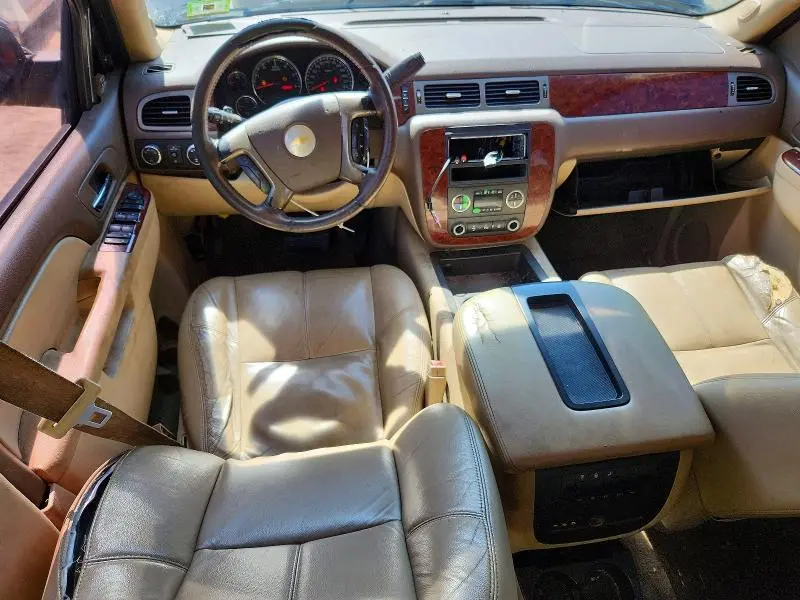 2010 CHEVROLET SUBURBAN K1500 LT  