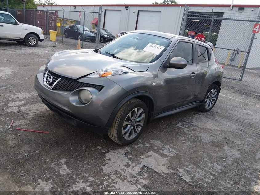 2013 NISSAN JUKE SL