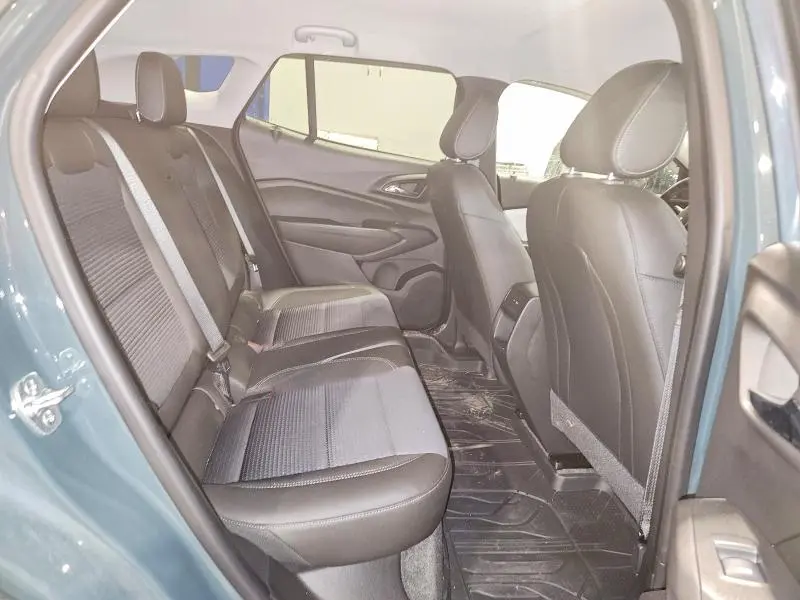 2025 CHEVROLET TRAX 1LT  