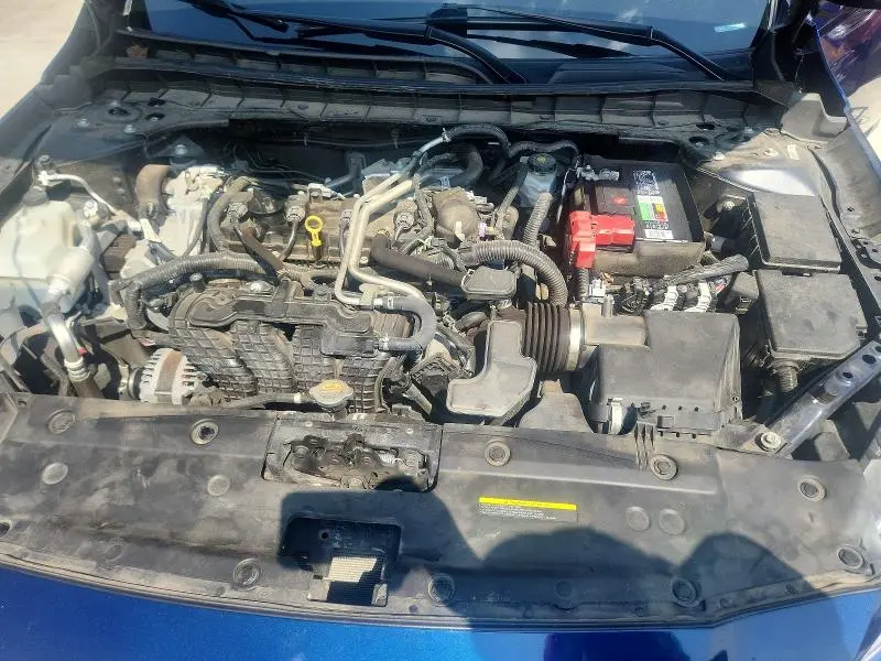 2022 NISSAN ALTIMA SR  