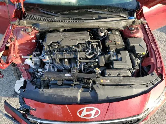 2024 HYUNDAI ELANTRA SEL  