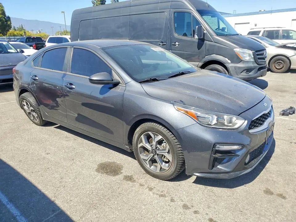 2019 KIA FORTE LXS  