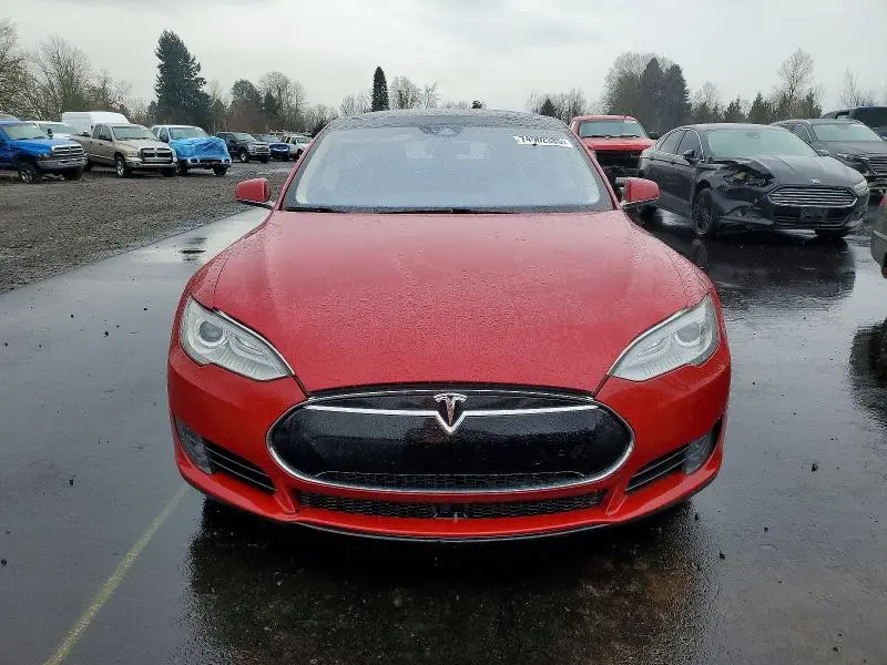 2015 TESLA MODEL S   