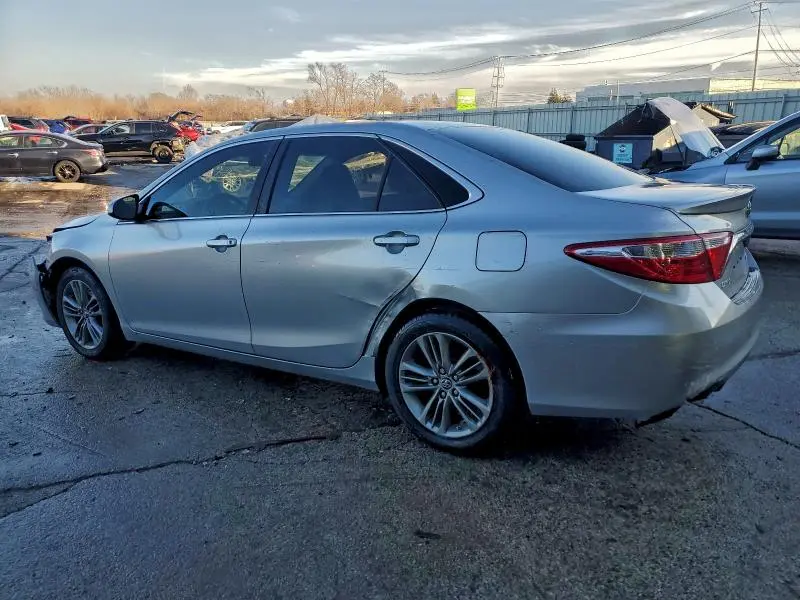 2015 TOYOTA CAMRY LE  