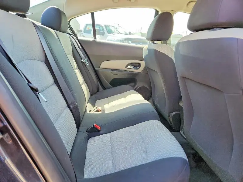 2015 CHEVROLET CRUZE LS  