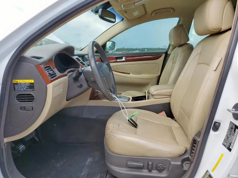 2013 HYUNDAI GENESIS 3.8L  