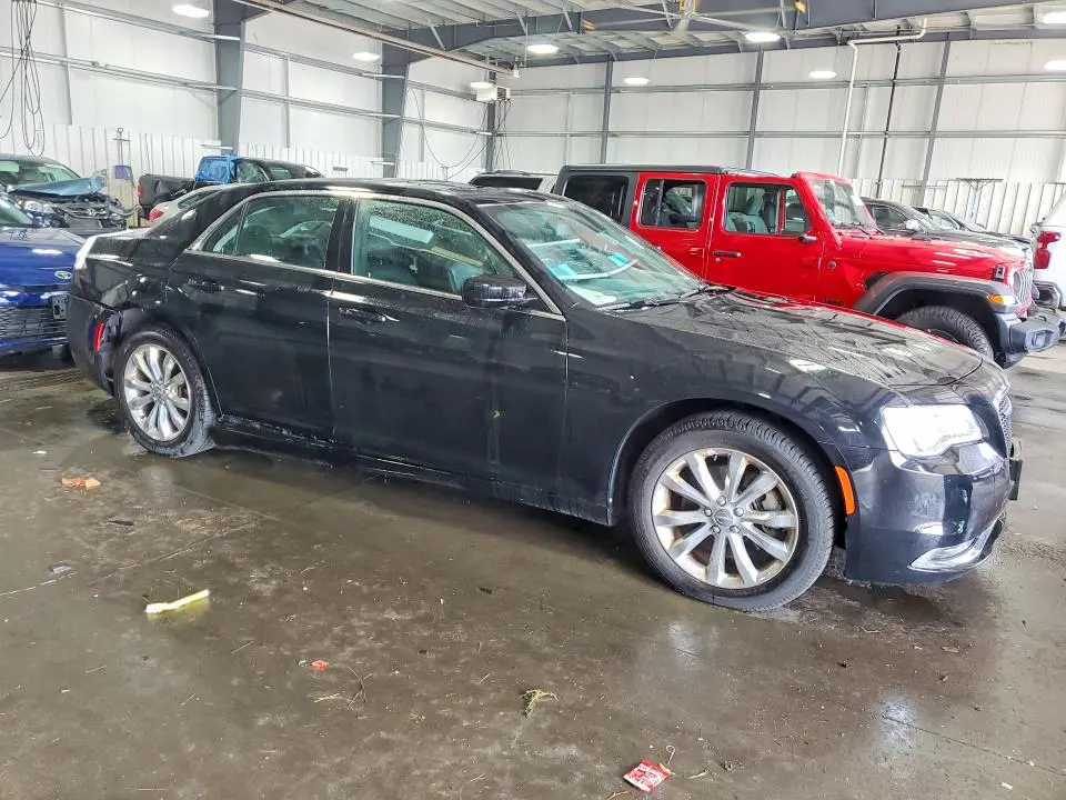 2018 CHRYSLER 300 TOURING  