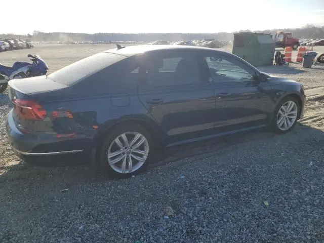 2019 VOLKSWAGEN PASSAT WOLFSBURG  