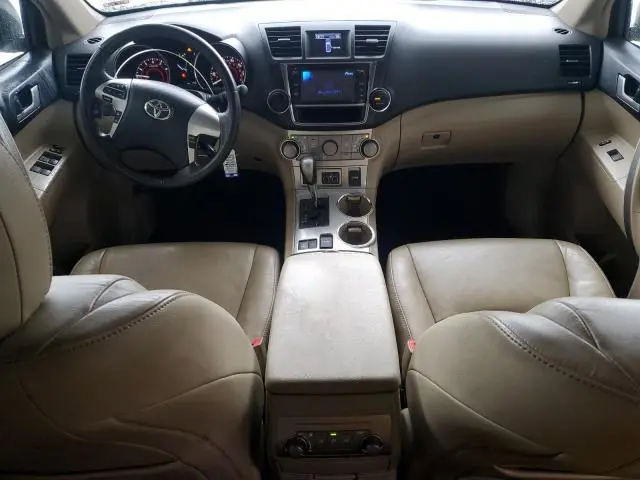 2013 TOYOTA HIGHLANDER BASE  