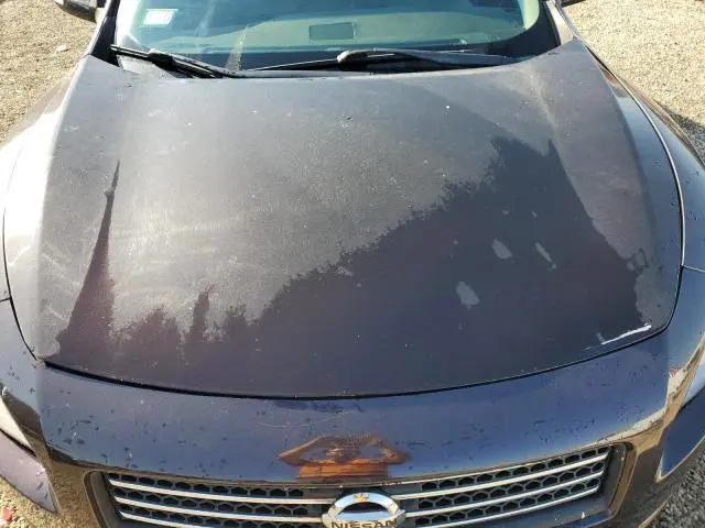 2010 NISSAN MAXIMA S  