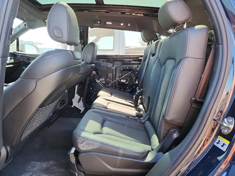 2025 AUDI Q7 PRESTIGE  